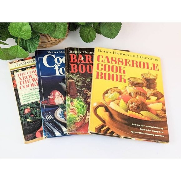 Groovy 60s Dining Cooking Cookbooks | Set of 4 Vintage Cookbooks Casserole BBQ - Picture 1 of 10
